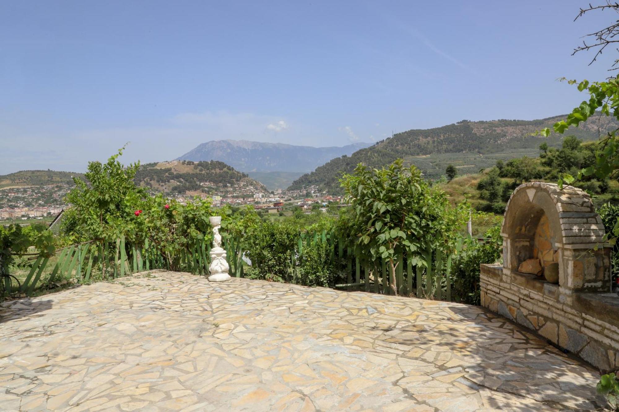 Villa Romario Berat Exterior foto
